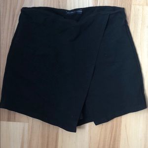 Brandy Melville Black Skort